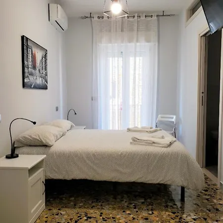 Dimora Prezioso - Affitti Brevi Italia 3*